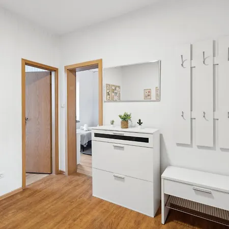 Neue Und Helle 2 Wohnung, Naehe Veltins Arena, Office, Kostenlose Parkplaetze *