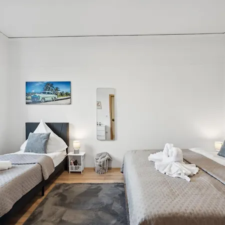 Neue Und Helle 2 Wohnung, Naehe Veltins Arena, Office, Kostenlose Parkplaetze 겔젠키르헨