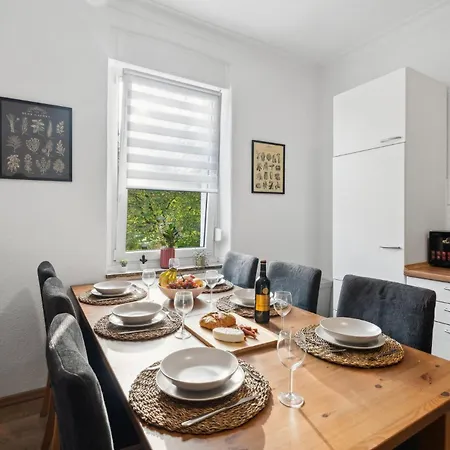 Neue Und Helle 2 Wohnung, Naehe Veltins Arena, Office, Kostenlose Parkplaetze 겔젠키르헨